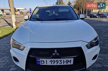 Позашляховик / Кросовер Mitsubishi Outlander 2011 в Миргороді