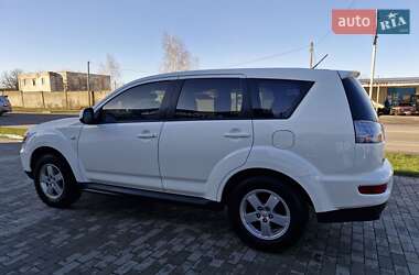 Позашляховик / Кросовер Mitsubishi Outlander 2011 в Миргороді