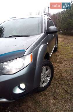 Позашляховик / Кросовер Mitsubishi Outlander 2008 в Кобеляках