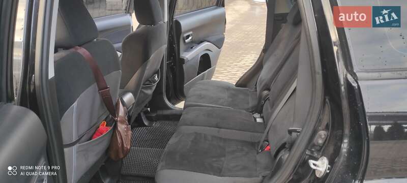 Внедорожник / Кроссовер Mitsubishi Outlander 2007 в Сарнах