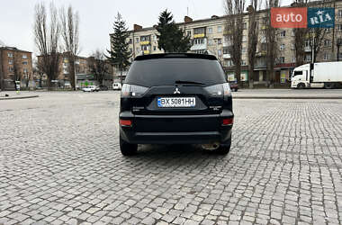 Внедорожник / Кроссовер Mitsubishi Outlander 2011 в 