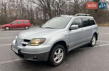 Позашляховик / Кросовер Mitsubishi Outlander 2003 в Полтаві