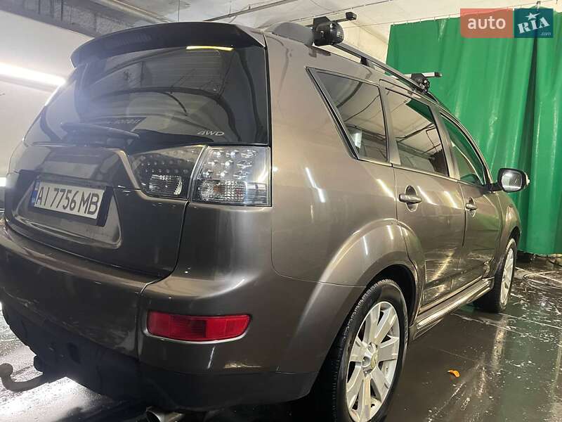Внедорожник / Кроссовер Mitsubishi Outlander 2013 в Белой Церкви