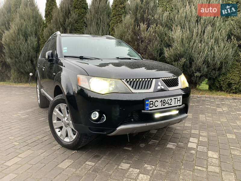 Позашляховик / Кросовер Mitsubishi Outlander 2007 в Самборі