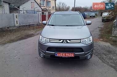 Позашляховик / Кросовер Mitsubishi Outlander 2012 в Решетилівці