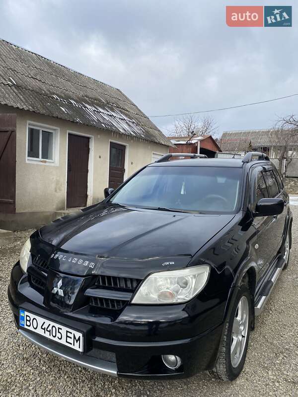Mitsubishi Outlander 2008