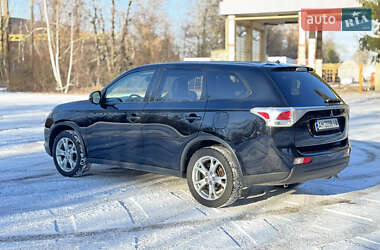 Позашляховик / Кросовер Mitsubishi Outlander 2014 в Бердичеві