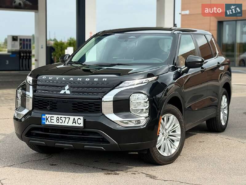 Позашляховик / Кросовер Mitsubishi Outlander 2021 в Києві фото 3 Позашляховик / Кросовер Mitsubishi Outlander 2021 в Києві