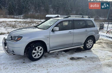 Позашляховик / Кросовер Mitsubishi Outlander 2004 в Східниці