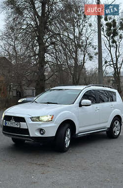 Позашляховик / Кросовер Mitsubishi Outlander 2011 в Києві