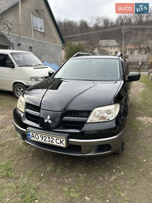 Позашляховик / Кросовер Mitsubishi Outlander 2007 в Рахові