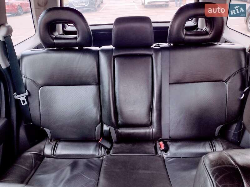 Внедорожник / Кроссовер Mitsubishi Outlander 2003 в Киеве