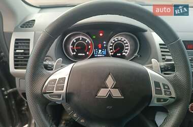 Позашляховик / Кросовер Mitsubishi Outlander 2011 в Славуті