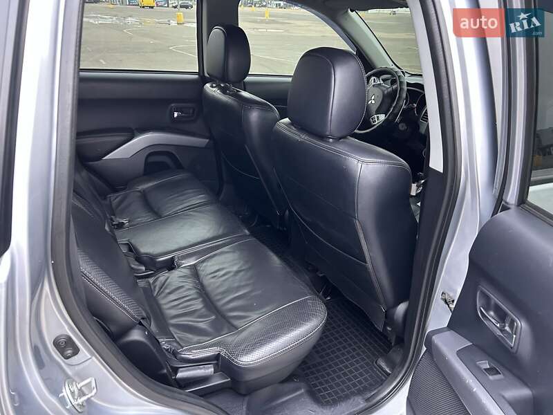 Позашляховик / Кросовер Mitsubishi Outlander 2007 в Одесі