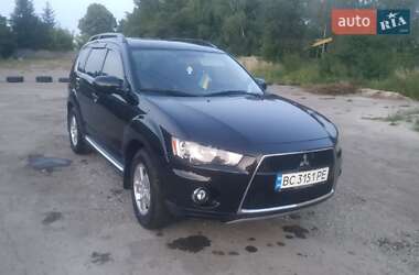 Внедорожник / Кроссовер Mitsubishi Outlander 2011 в Львове