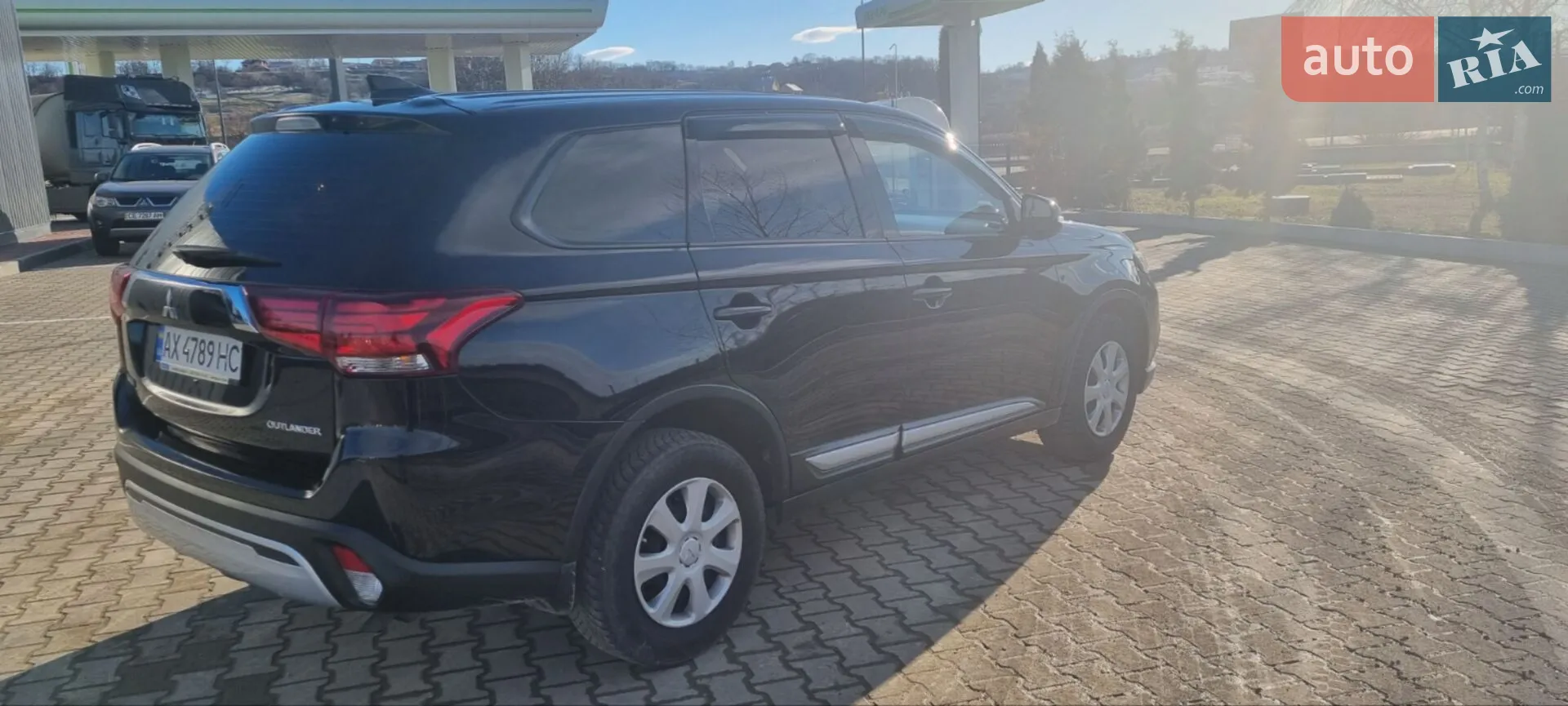 2018 Mitsubishi Outlander - мініатюра 4