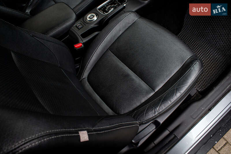 Позашляховик / Кросовер Mitsubishi Outlander 2015 в Львові фото 43 Позашляховик / Кросовер Mitsubishi Outlander 2015 в Львові