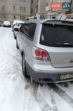 Позашляховик / Кросовер Mitsubishi Outlander 2003 в Львові