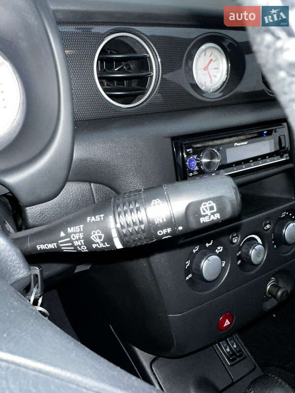 Внедорожник / Кроссовер Mitsubishi Outlander 2007 в Киеве