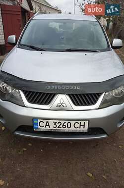 Внедорожник / Кроссовер Mitsubishi Outlander 2008 в Смеле