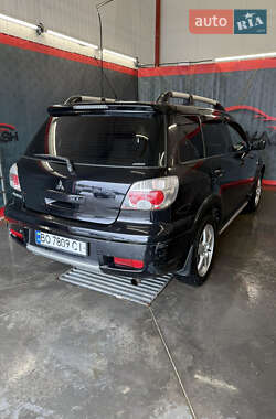 Позашляховик / Кросовер Mitsubishi Outlander 2007 в Тернополі