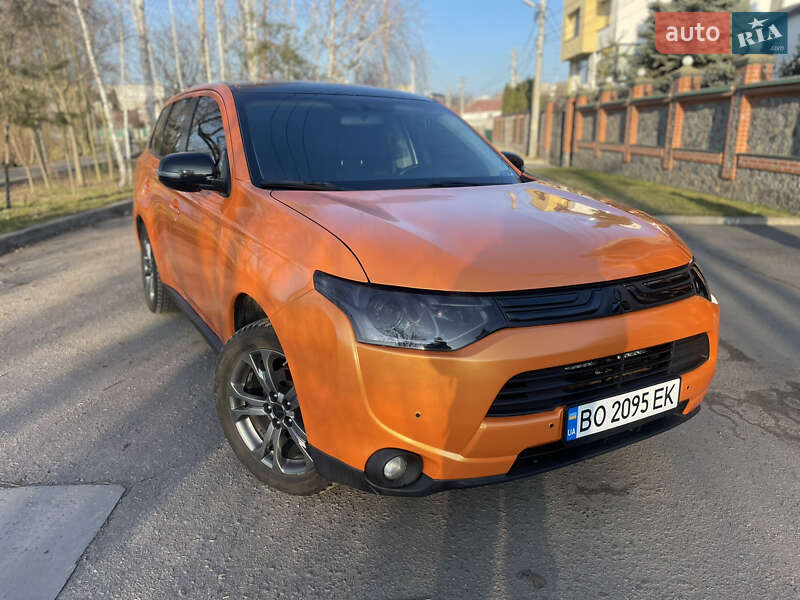 Mitsubishi Outlander 2013