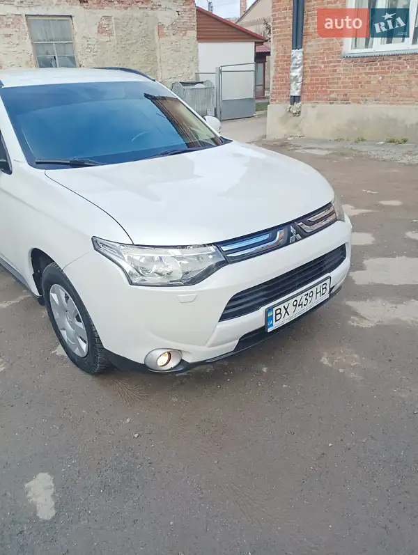 Mitsubishi Outlander