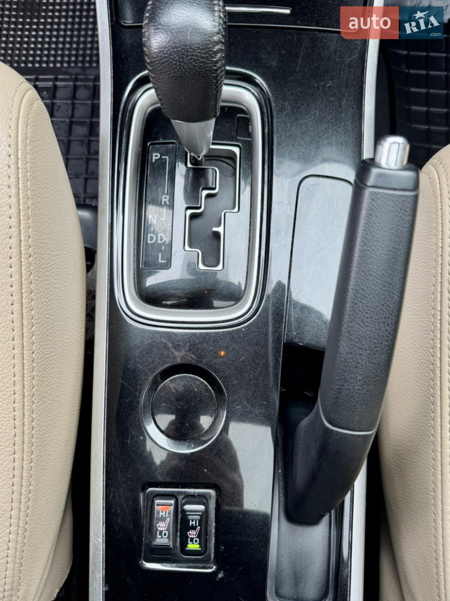 2018 Mitsubishi Outlander - мініатюра 18