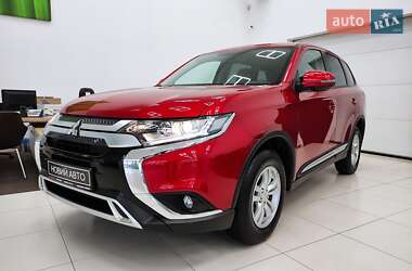 Позашляховик / Кросовер Mitsubishi Outlander 2023 в Кропивницькому