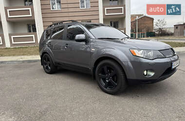 Внедорожник / Кроссовер Mitsubishi Outlander 2008 в 