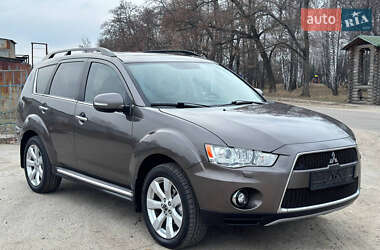 Позашляховик / Кросовер Mitsubishi Outlander 2011 в Охтирці