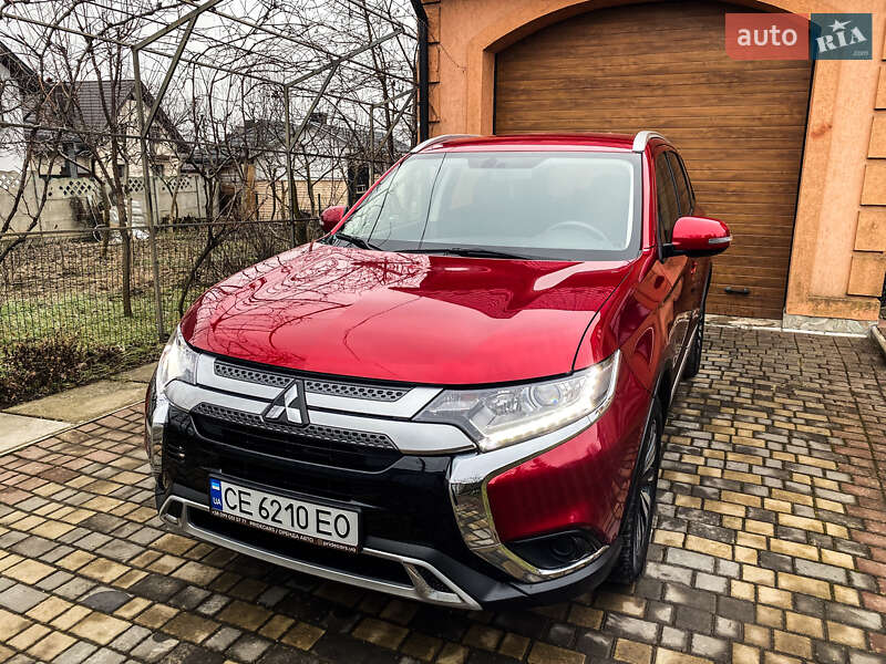 Внедорожник / Кроссовер Mitsubishi Outlander 2023 в Черновцах фото 5 Внедорожник / Кроссовер Mitsubishi Outlander 2023 в Черновцах