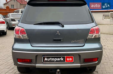 Позашляховик / Кросовер Mitsubishi Outlander 2004 в Одесі