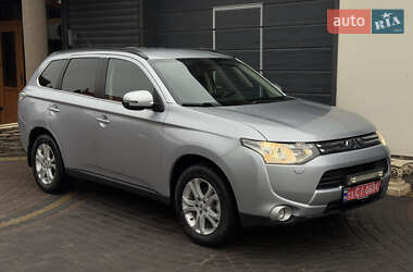 Позашляховик / Кросовер Mitsubishi Outlander 2013 в Дубні