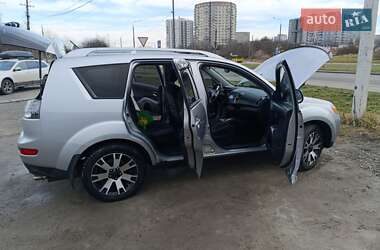 Внедорожник / Кроссовер Mitsubishi Outlander 2008 в Львове