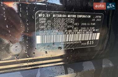 Внедорожник / Кроссовер Mitsubishi Outlander 2022 в 