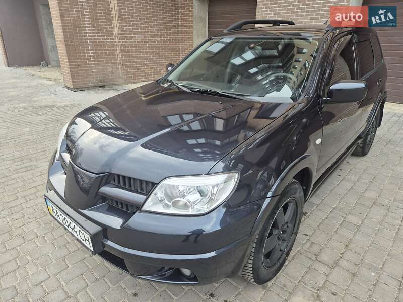 Позашляховик / Кросовер Mitsubishi Outlander 2009 в Бердичеві