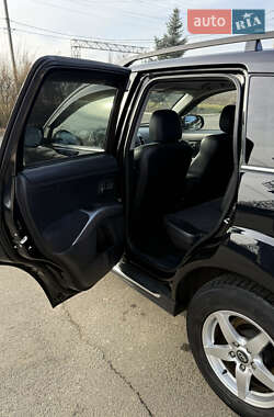 Внедорожник / Кроссовер Mitsubishi Outlander 2010 в 