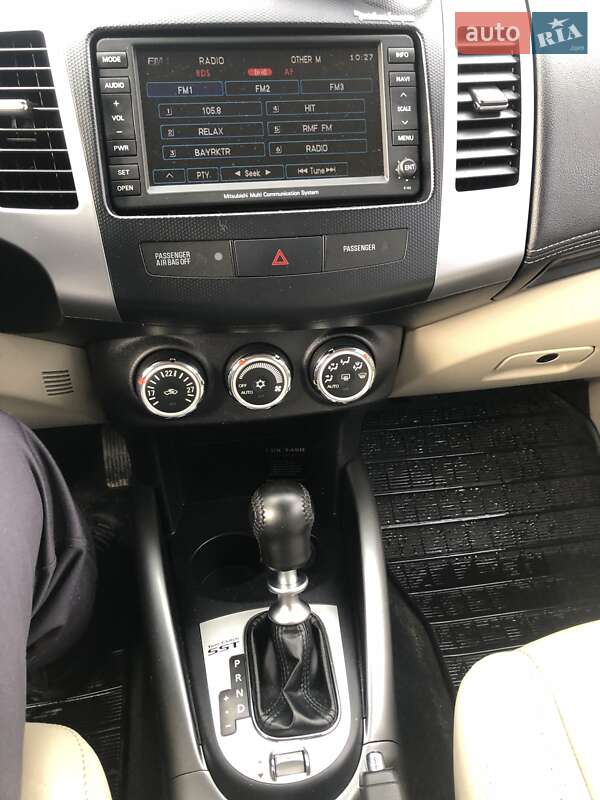 Внедорожник / Кроссовер Mitsubishi Outlander 2010 в Ратным фото 7 Внедорожник / Кроссовер Mitsubishi Outlander 2010 в Ратным