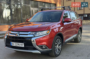 Позашляховик / Кросовер Mitsubishi Outlander 2015 в Нетішині