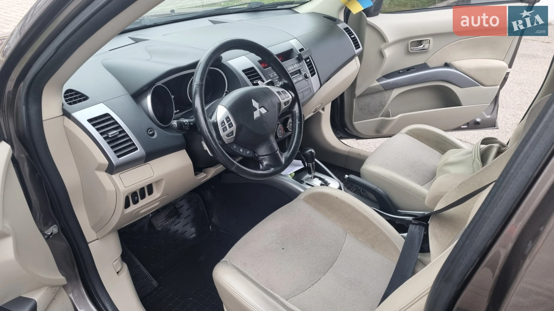 2010 Mitsubishi Outlander - мініатюра 6