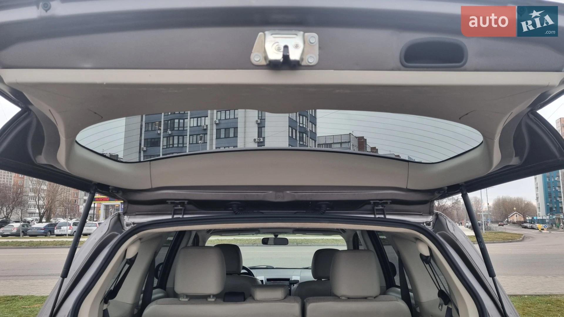 2010 Mitsubishi Outlander - мініатюра 15