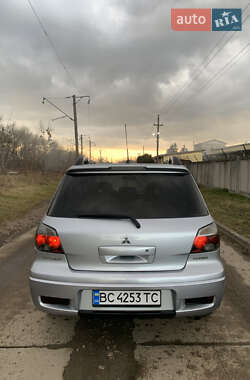 Позашляховик / Кросовер Mitsubishi Outlander 2004 в Львові