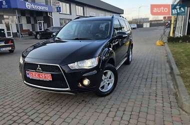 Позашляховик / Кросовер Mitsubishi Outlander 2012 в Сарнах