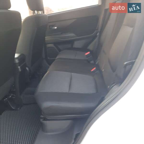 Позашляховик / Кросовер Mitsubishi Outlander 2013 в Полтаві