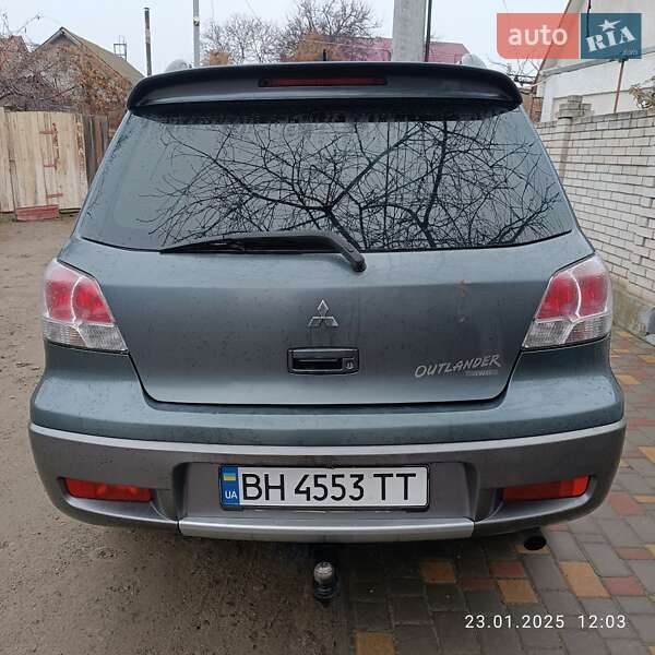 Внедорожник / Кроссовер Mitsubishi Outlander 2004 в Одессе