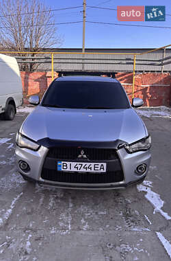 Позашляховик / Кросовер Mitsubishi Outlander 2012 в Полтаві