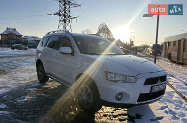 Позашляховик / Кросовер Mitsubishi Outlander 2010 в Івано-Франківську