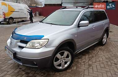 Внедорожник / Кроссовер Mitsubishi Outlander 2005 в Николаеве