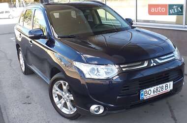 Позашляховик / Кросовер Mitsubishi Outlander 2013 в Тернополі